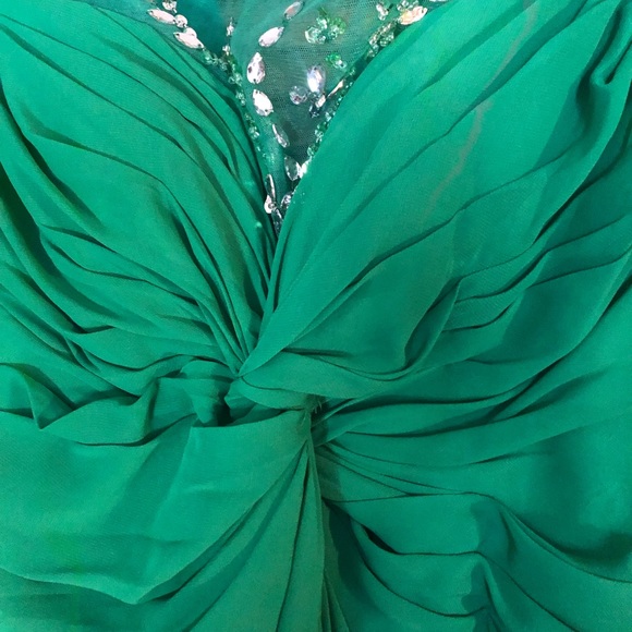 Handmade GREEN bridesmaids dress (based on the photo) - Picture 3 of 6
